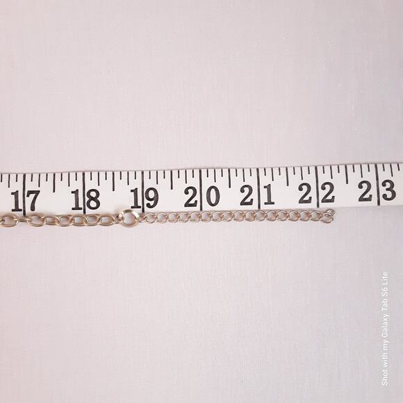 Choker Bib Necklace With Faceted Oval Moonstones On Cable Chain Links - Picture 7 of 10